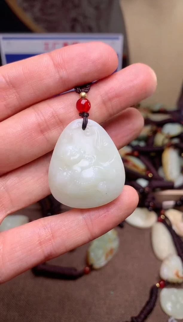 【闪购商品】和田玉颈饰未镶嵌1