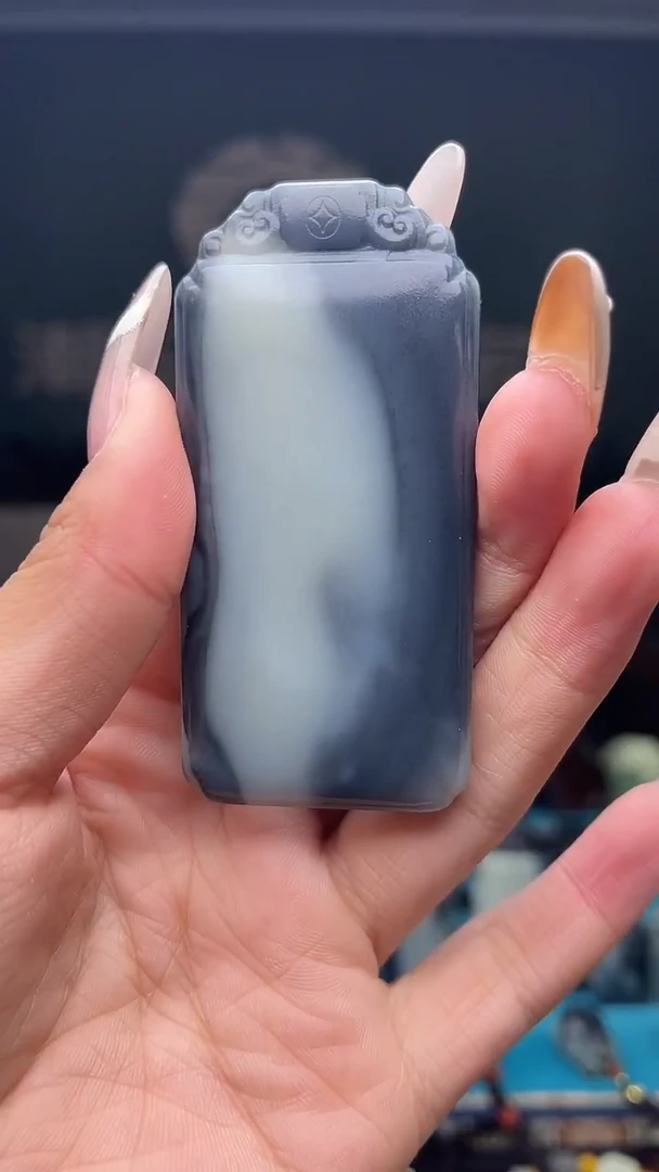 未镶嵌和田玉挂件1