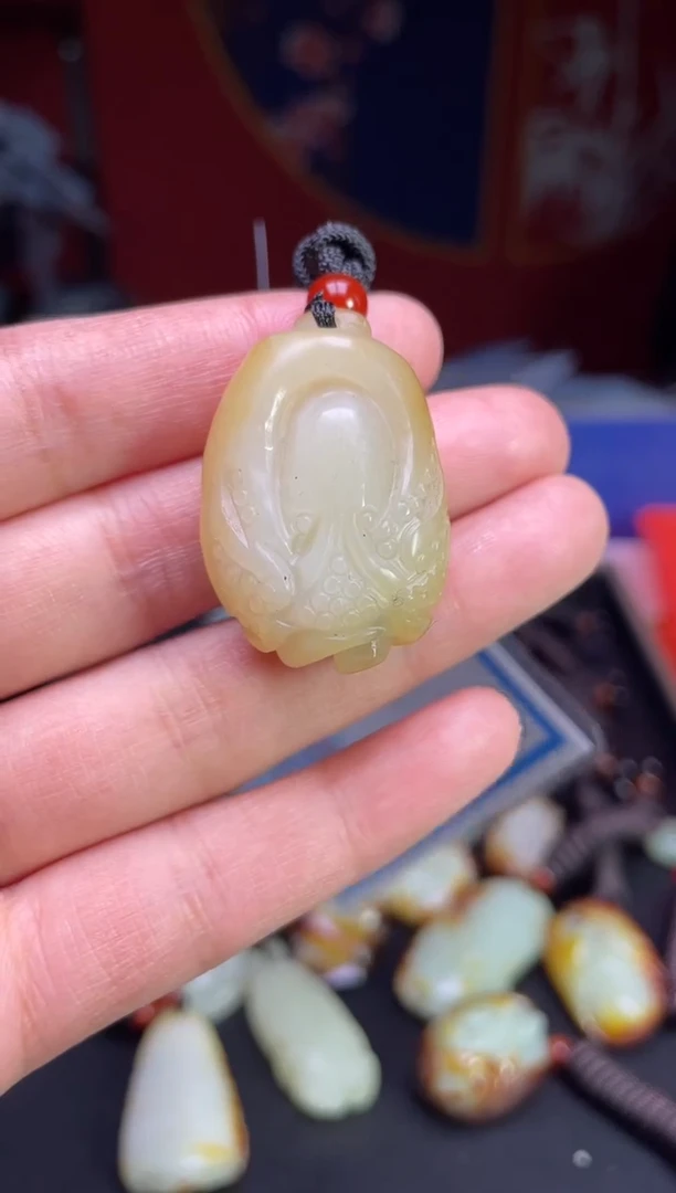 颈饰未镶嵌和田玉123