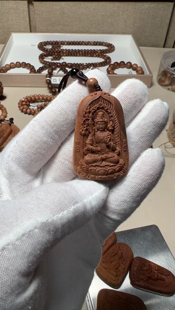 檀香木手串/手链大势至菩萨（马）