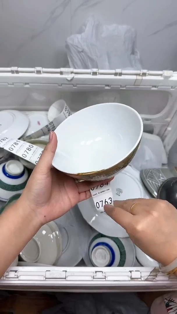 【闪购商品】762回流瓷器默认微瑕，18.8包邮