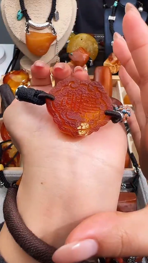 【闪购商品】蜜蜡裸石未镶嵌似玉