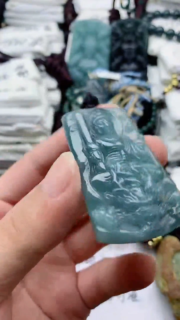 翡翠未镶嵌颈饰888