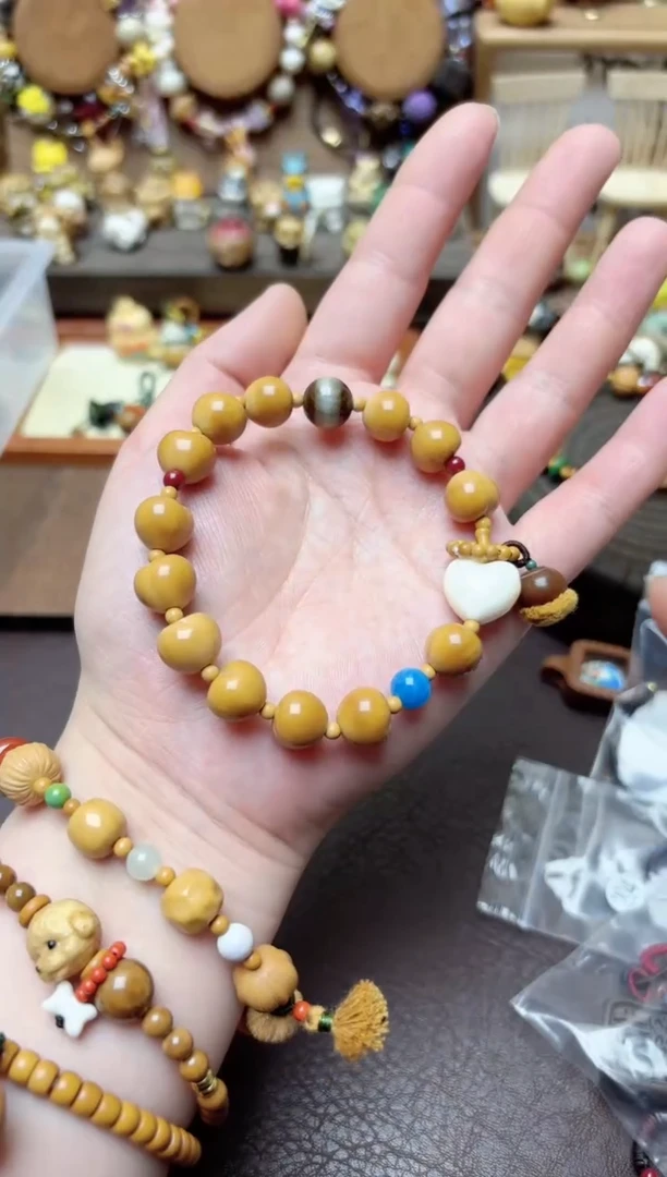 手串猴头核桃爱心手链