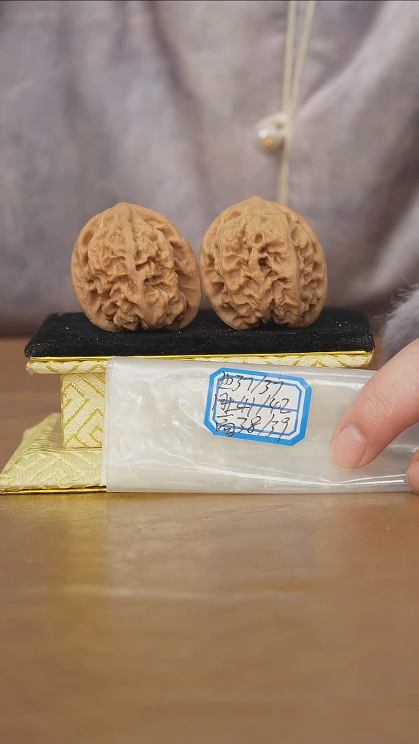 把件文玩核桃马蹄