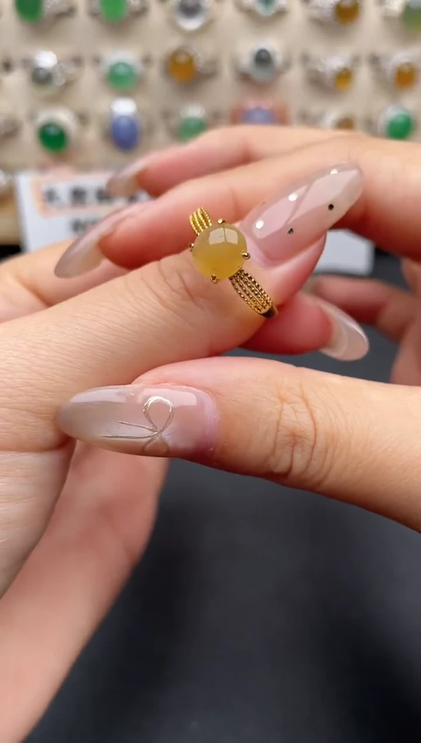 【闪购商品】翡翠戒指银S925镶嵌一物一证一礼盒