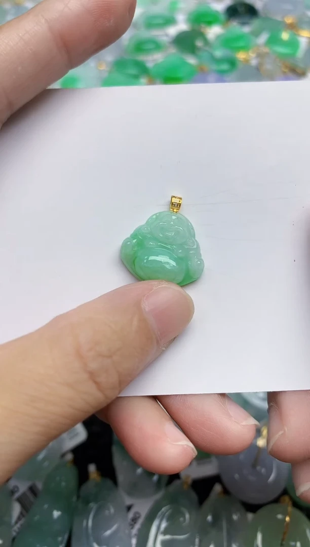 翡翠未镶嵌颈饰天然翡翠A货