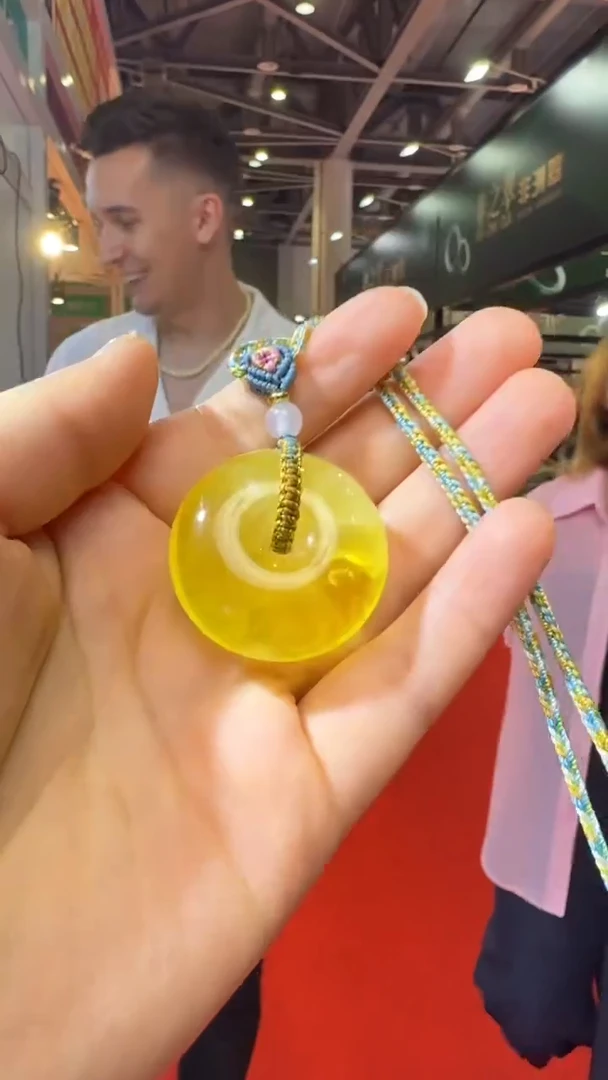 未镶嵌颈饰琥珀杭州珠宝展假一罚十