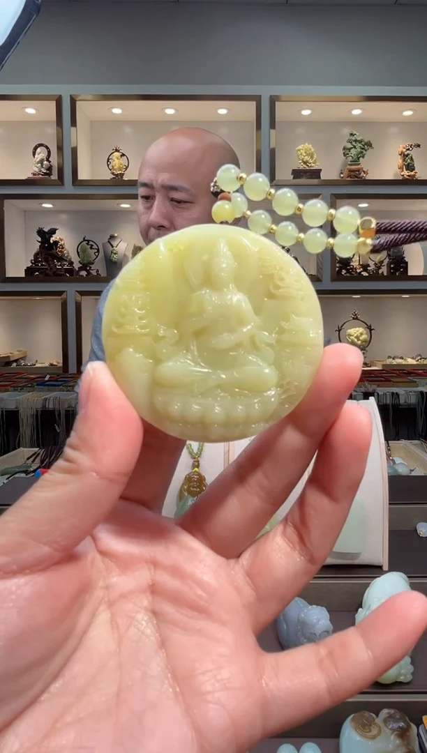 颈饰未镶嵌和田玉苏