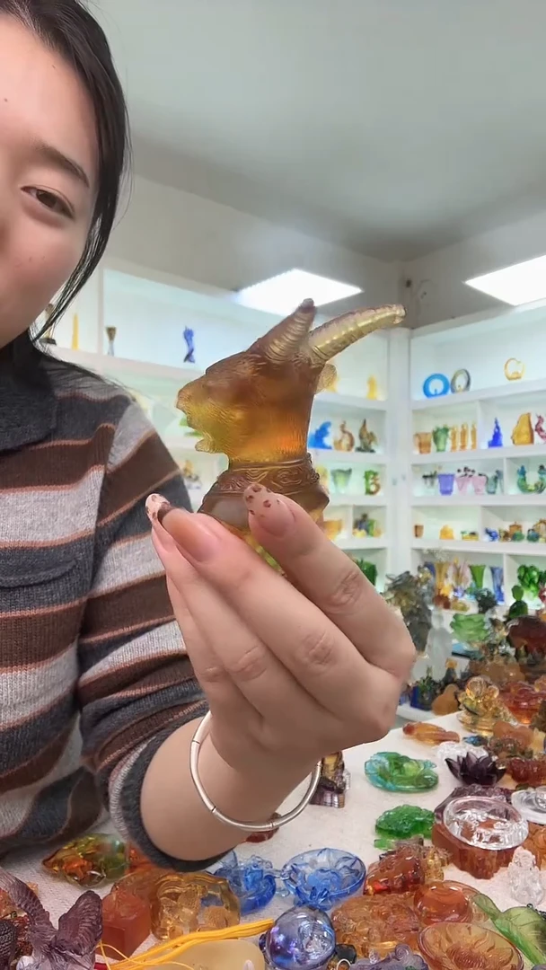 手工艺品琉璃羊首