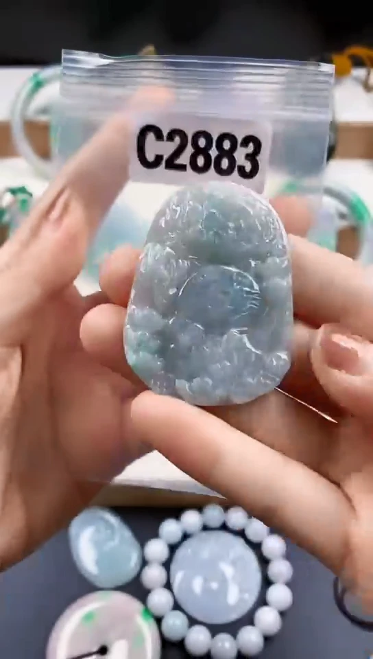 颈饰未镶嵌翡翠天然翡翠吊坠挂件