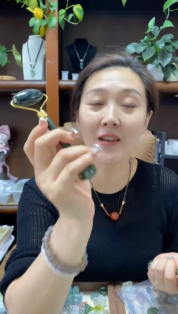 未镶嵌岫玉手把多样性发货其中发一