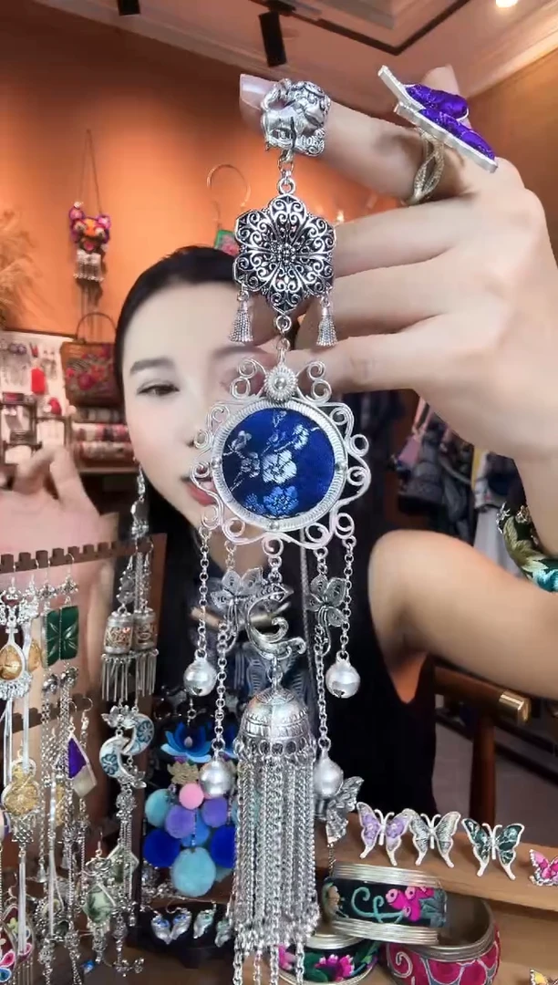 刺绣纯手工民族风压襟