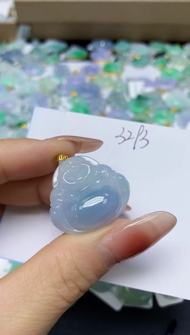 翡翠未镶嵌颈饰 天然缅甸翡翠A货