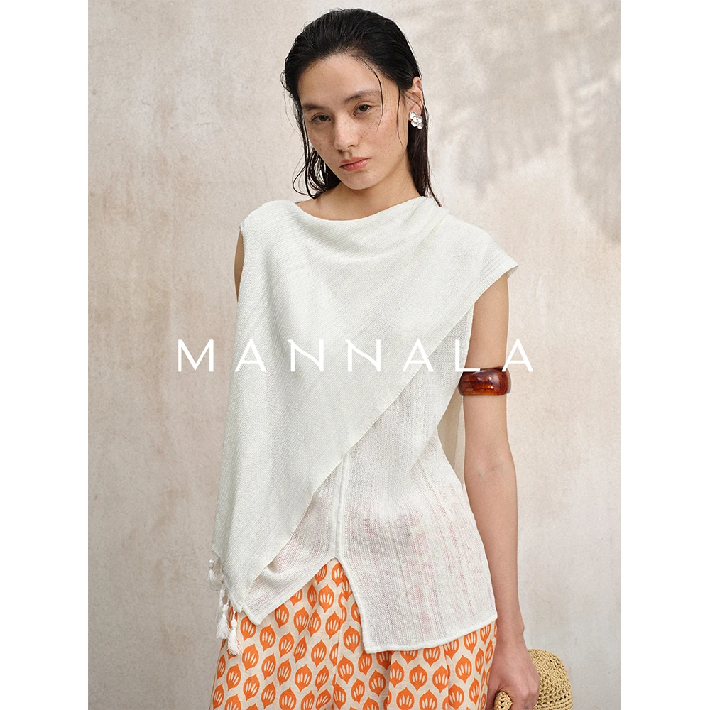 MANNALA丨“双层”极简气质白色围巾领手工流苏斗篷式针织衫Q4496