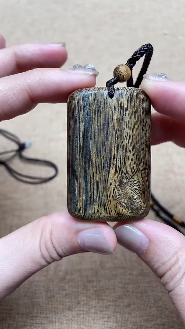 沉香吊坠红金猊吊坠多样性发其一5.2*3.4*1.5