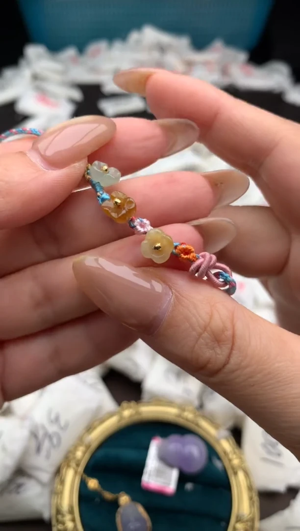 【闪购商品】翡翠手绳未镶嵌一