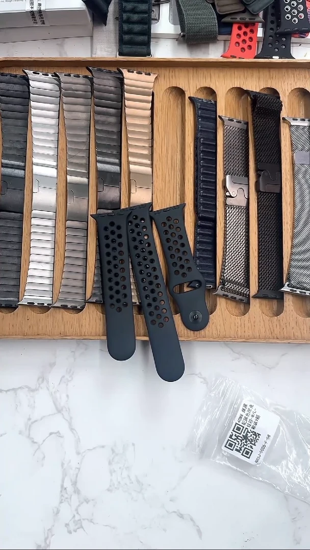 准新品小**长小表盘 煤黑配黑