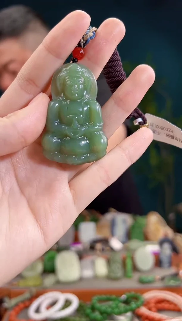 颈饰未镶嵌和田玉一物一证 拍一单发一个