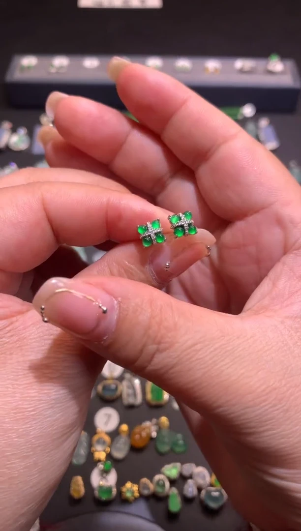 【闪购商品】翡翠吊坠(不含链)银S925镶嵌1