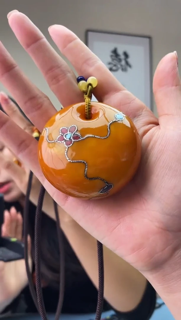 琥珀未镶嵌珠宝奇石T0假一罚十，多样性发一件