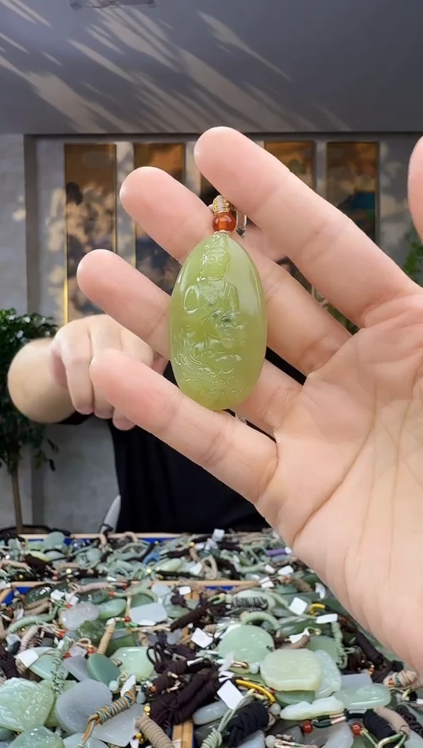 未镶嵌和田玉挂件拍一发一