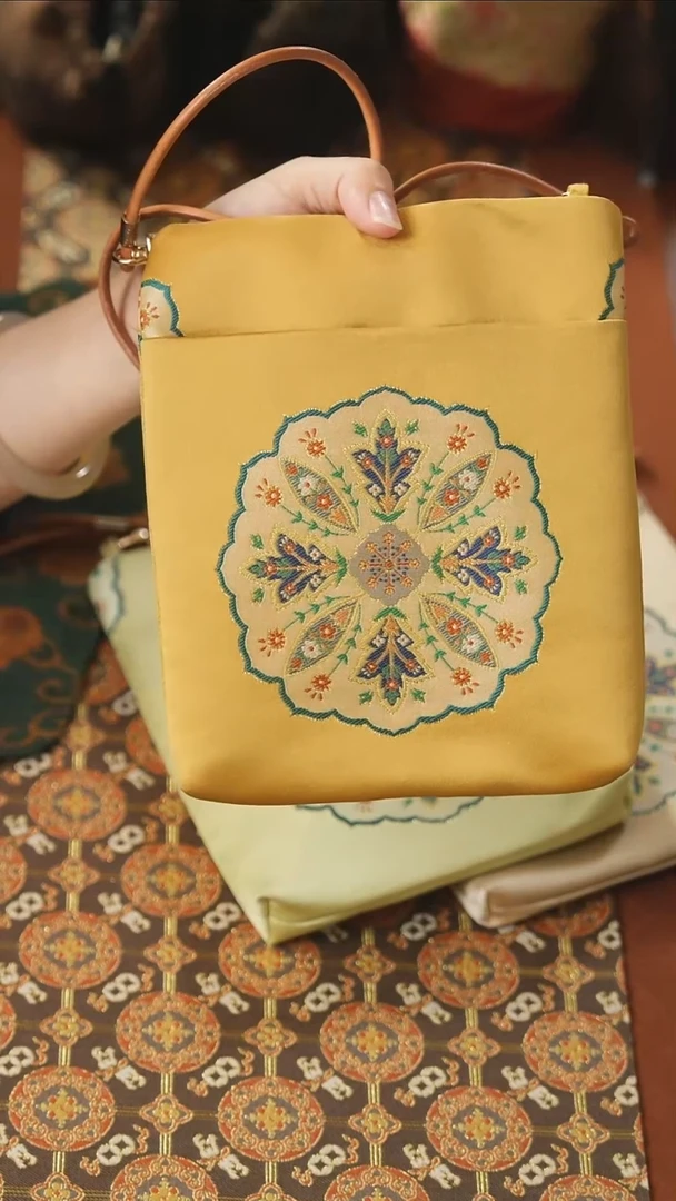 手机袋..............