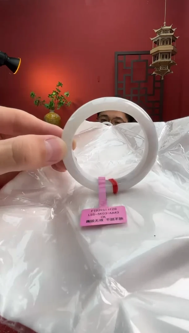 未镶嵌手镯翡翠翡翠手镯2
