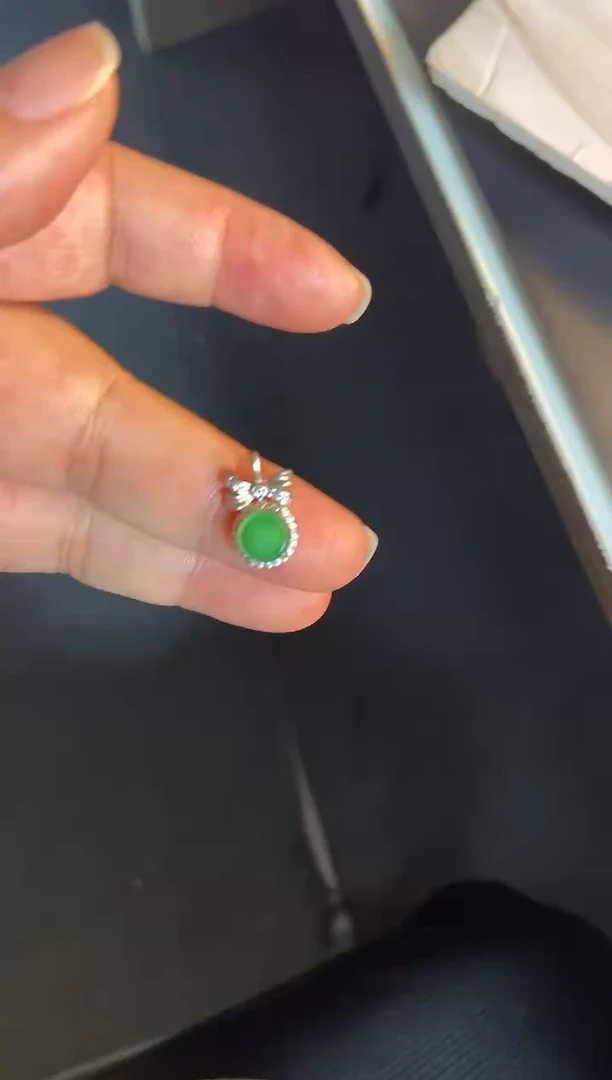 吊坠(不含链)银S925镶嵌翡翠1