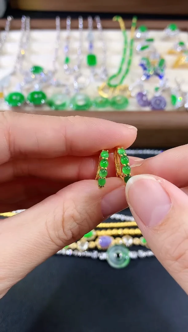 18K金镶嵌翡翠耳饰186|3980