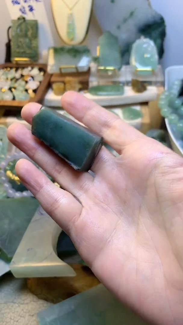 未镶嵌挂件翡翠缅甸A货翡翠,没有运费险,有纹有裂