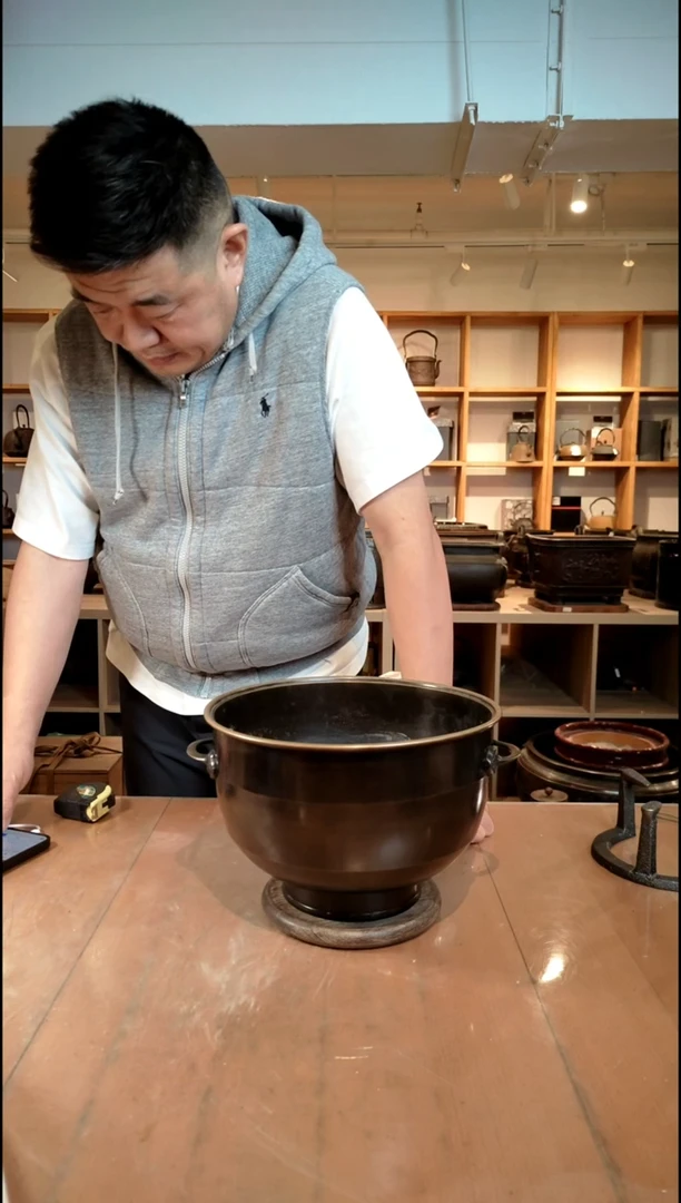 鸿**资日本原产铜制火钵