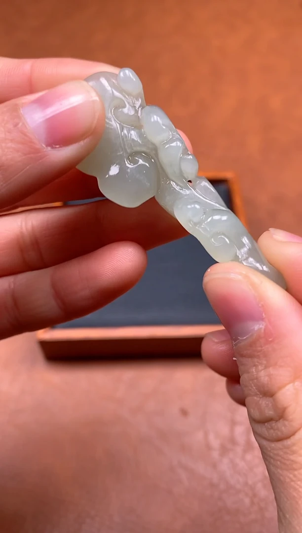 颈饰未镶嵌和田玉事事如意