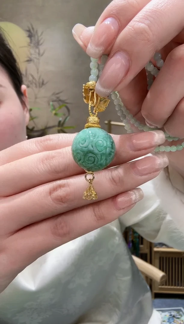 【闪购商品】翡翠颈饰未镶嵌吊坠