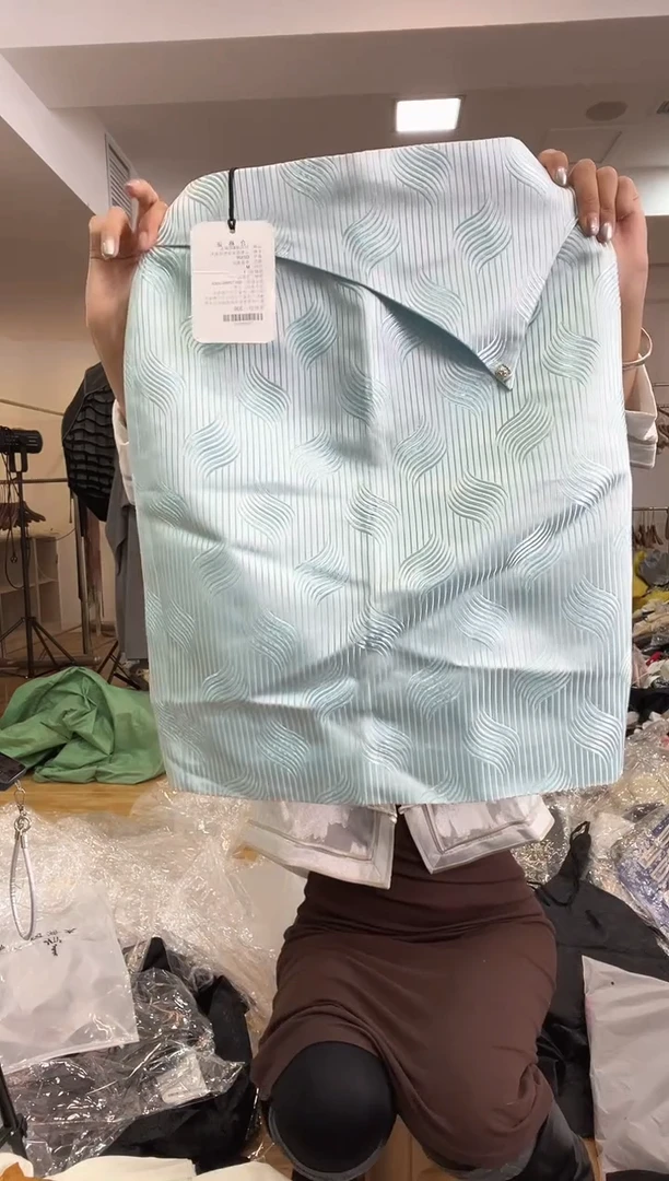 半身裙 M码  90-105