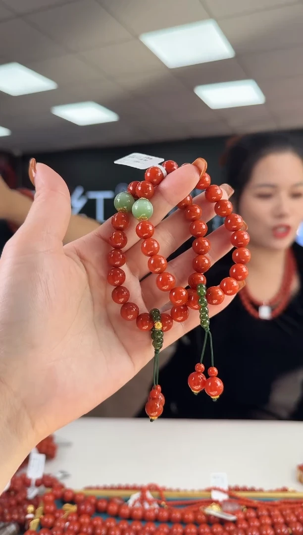 未镶嵌珠串南红玛瑙多样发其一/98026801880