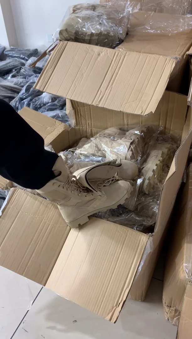 织物 40码，C 牛皮 大开口 运动鞋码 脚胖建议拍大，默认微瑕