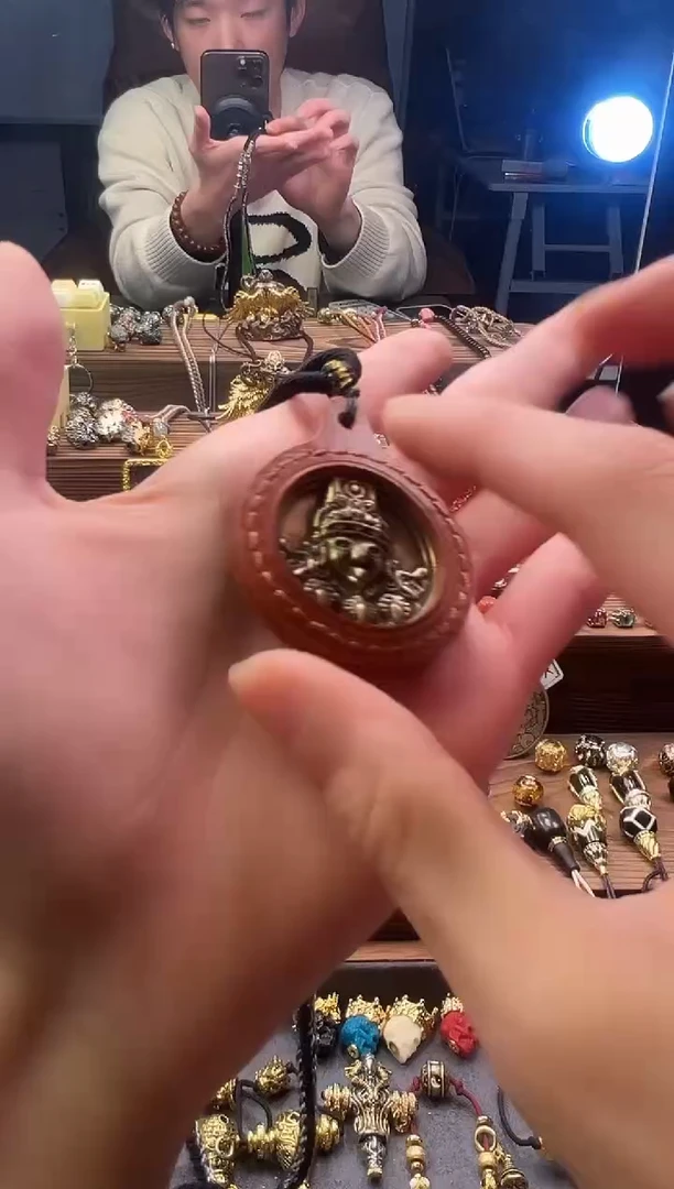 吊坠金刚菩提扎基拉姆皮套