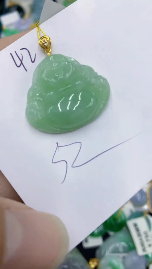 翡翠未镶嵌颈饰1111111111