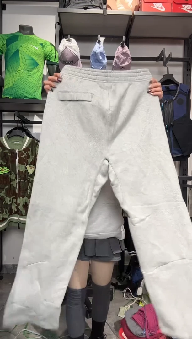 1501  编码 瑕疵款直播间过款为准 尺码   身高  XL