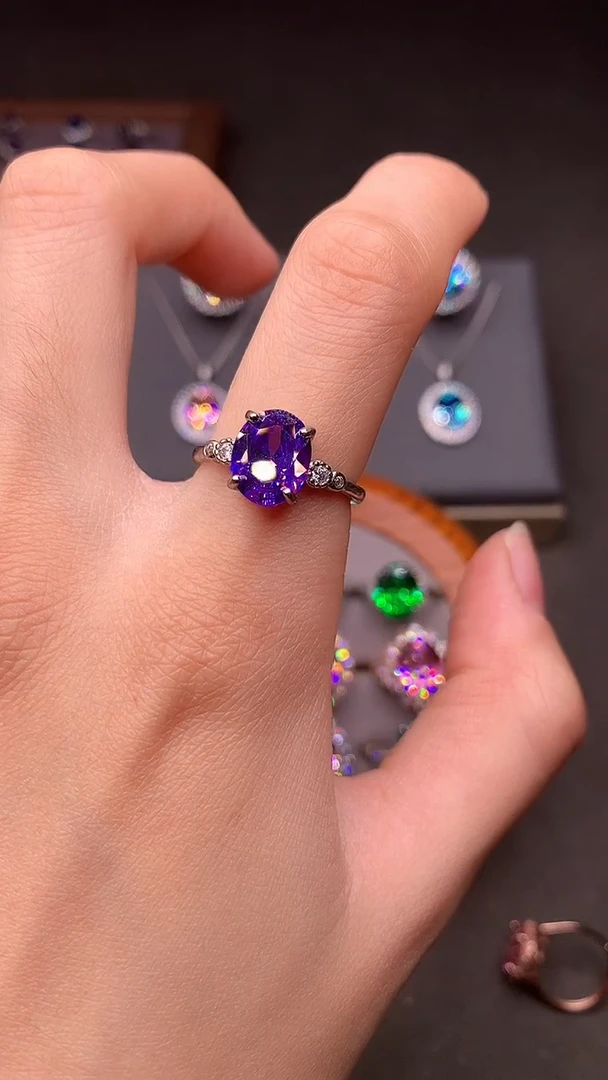 戒指彩色蓝宝石银S925镶嵌.......