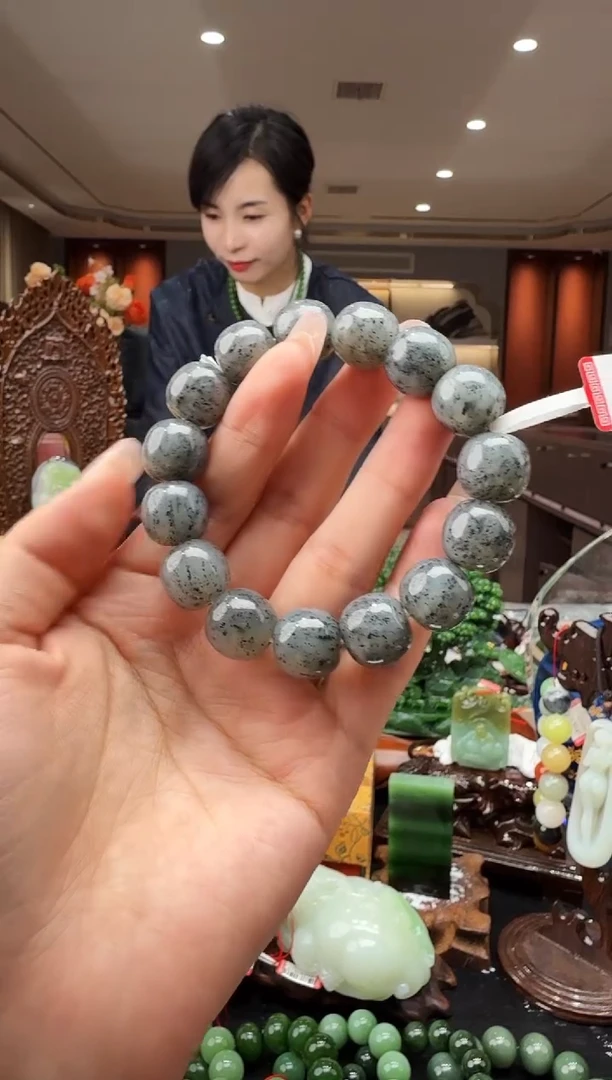 颈饰未镶嵌和田玉6qh14