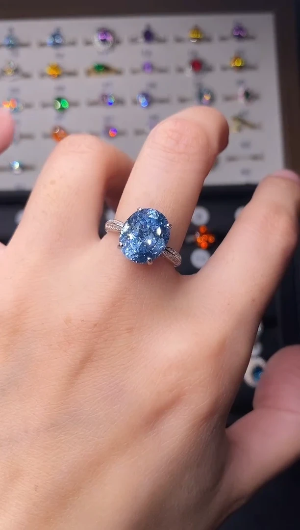 10克拉海蓝宝石（处理）欧美风戒指