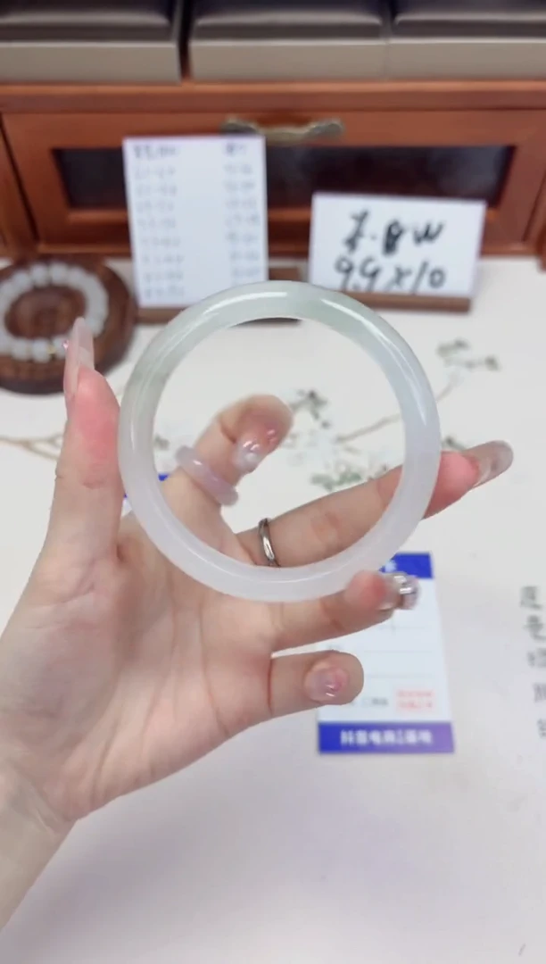 石英质玉手镯未镶嵌275-天山翠-圈口62