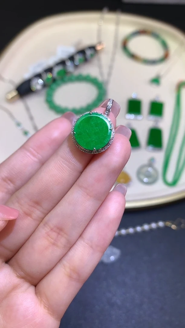 翡翠18K金镶嵌吊坠(不含链)吊坠A192|2980