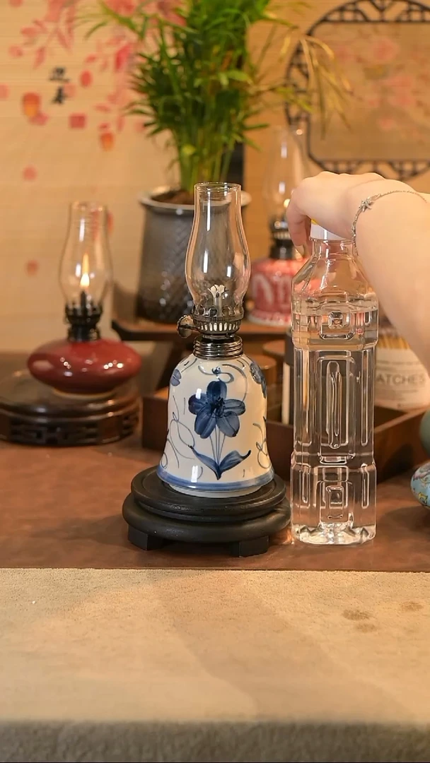 景德镇陶瓷油灯摆件