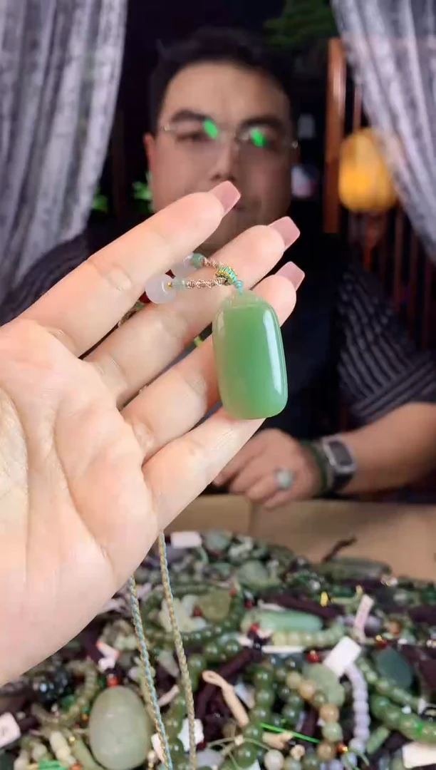 【闪购商品】和田玉挂件未镶嵌多样性发货拍一发一