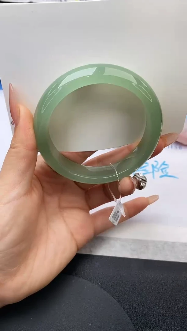 未镶嵌手镯石英质玉w7-DB60+