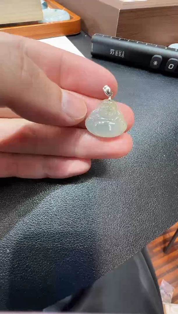 颈饰未镶嵌翡翠-纯天然缅甸A货翡翠佛公吊坠-