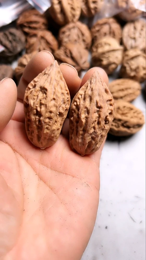 核桃东北野生大秋子1